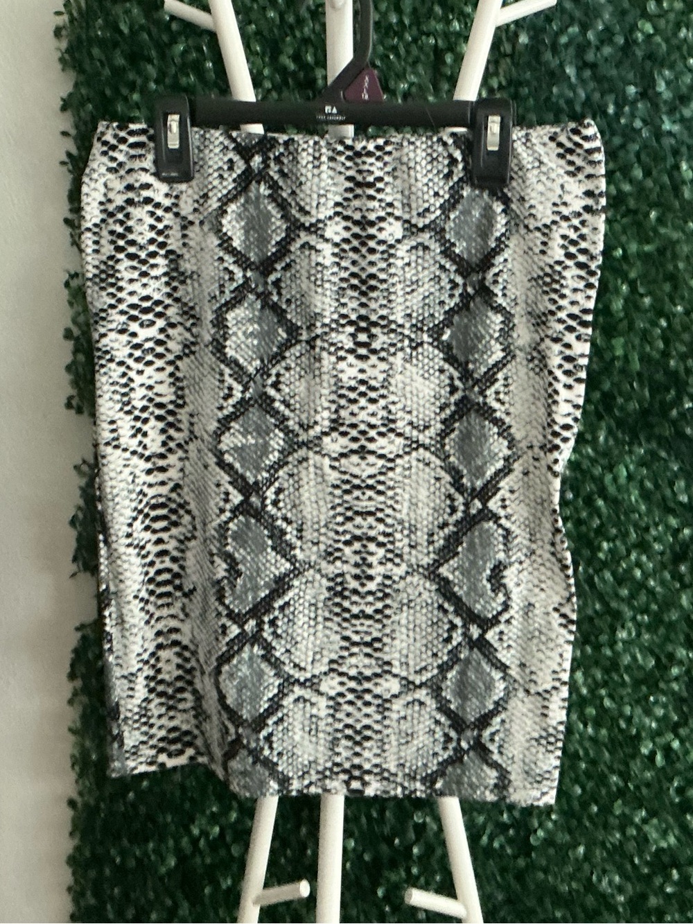 Snake Print Pencil Skirt - Black & White